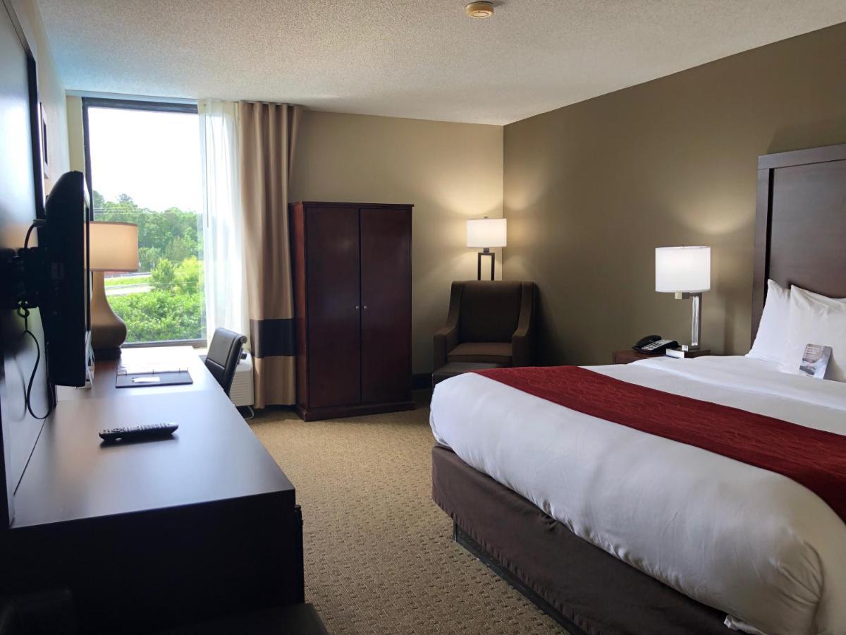 Comfort Inn & Suites Durham Near Duke University Екстер'єр фото