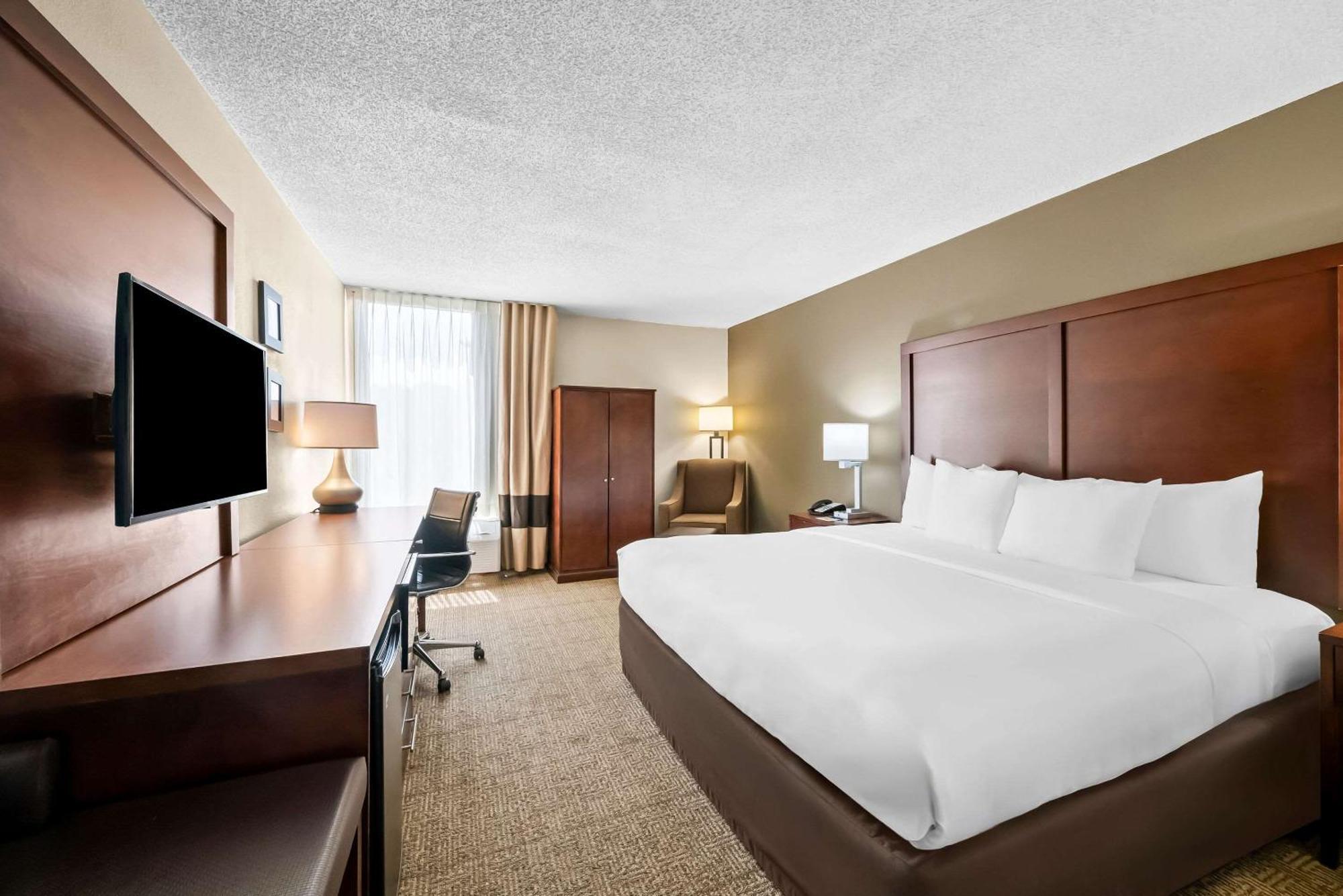 Comfort Inn & Suites Durham Near Duke University Екстер'єр фото